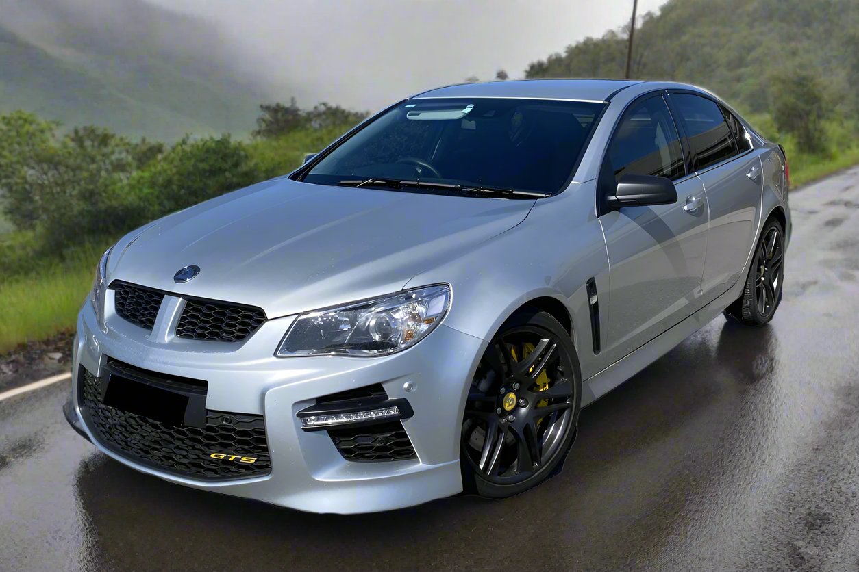 new wiper blade fitted to an HSV GTS F series